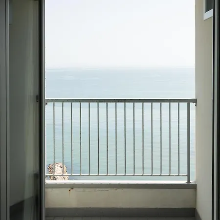 Hermitage Hotell 4*