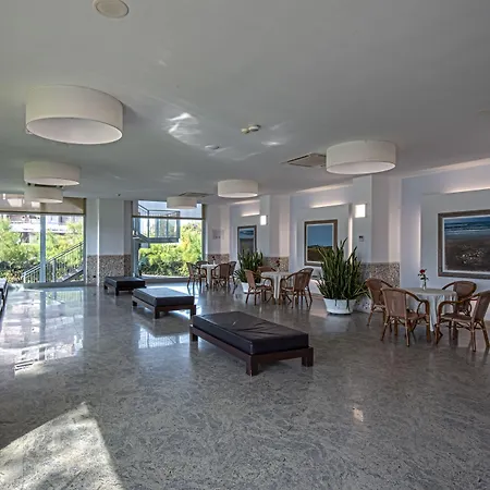 Hotel Hermitage 4*