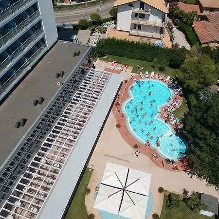 Hermitage Hotel 4*