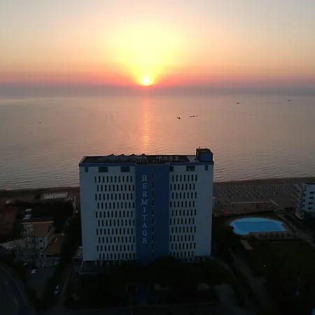 Hermitage Hotel 4*