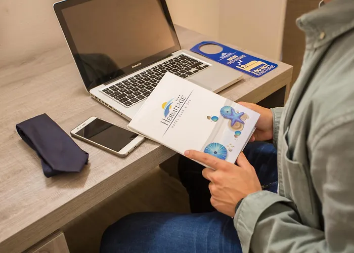 Hermitage Ξενοδοχείο 4*