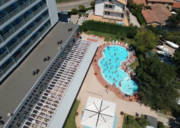 Hermitage Ξενοδοχείο 4*